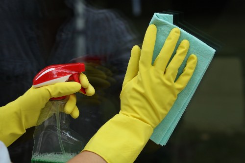 Professional move out cleaning service for a Battersea home interior
