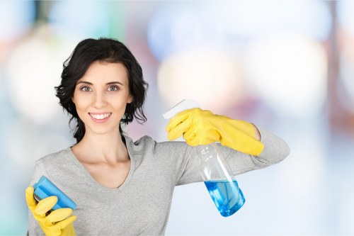 Professional end of tenancy cleaning service for a Battersea flat